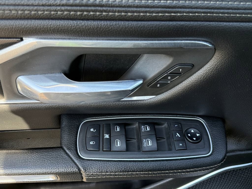 Used 2021 RAM 1500 Laramie w/ Sport Appearance Package image 11