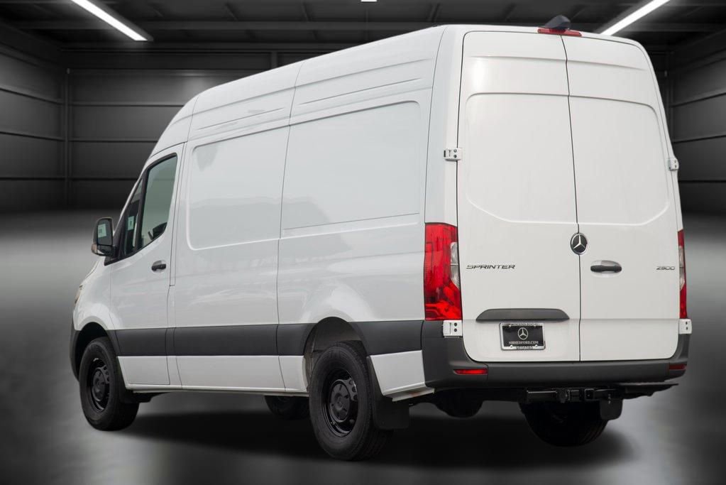 Used 2025 Mercedes-Benz Sprinter 2500 image 10