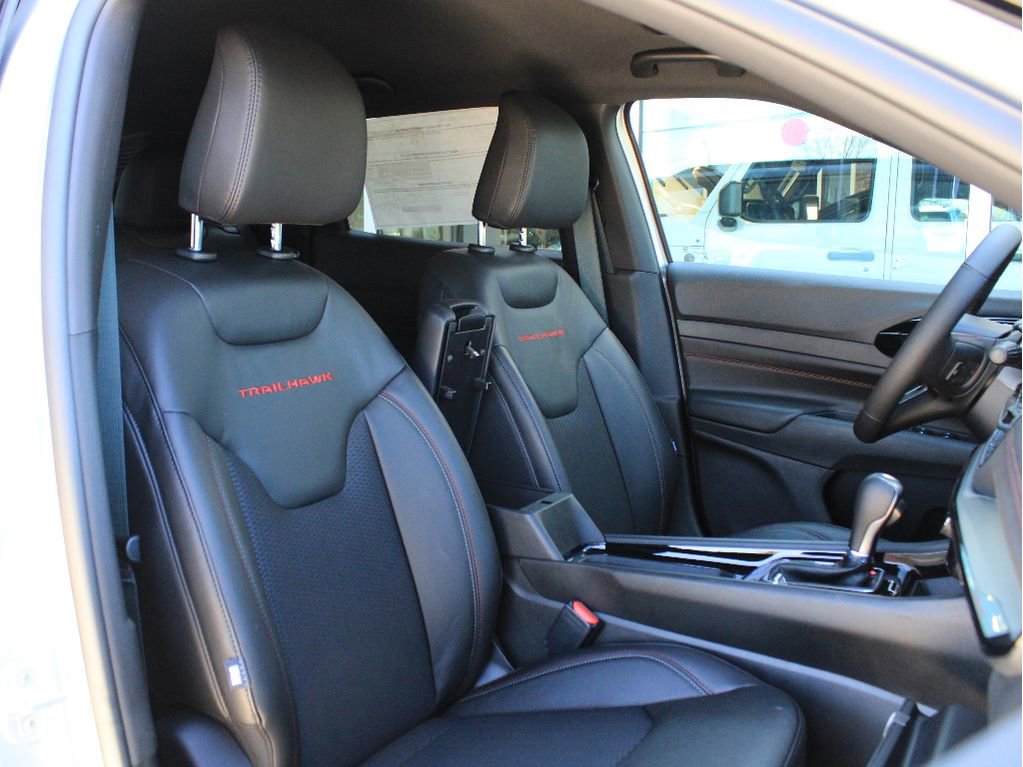 New 2026 Jeep Compass Trailhawk AWD/4WD image 24