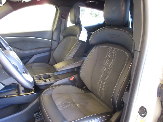 Certified 2025 Ford Mustang Mach-E GT image 11