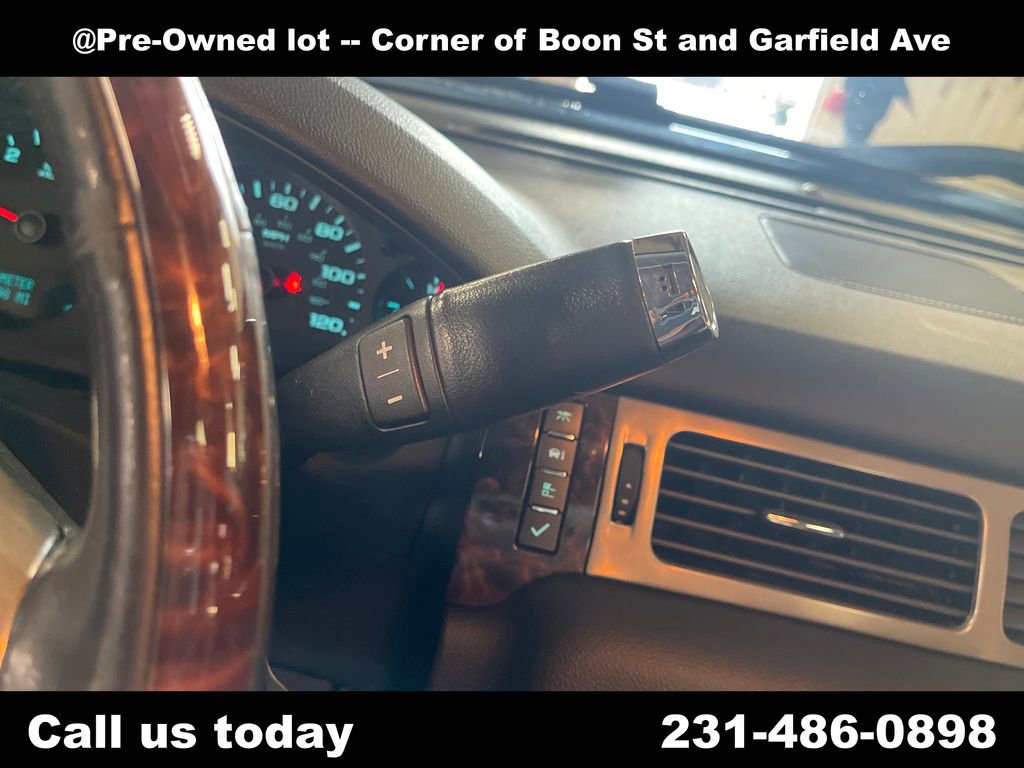 Used 2011 GMC Sierra 1500 Denali image 24