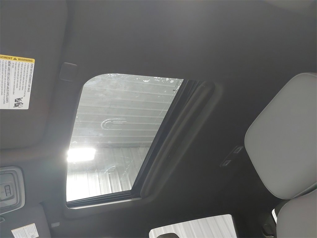 New 2026 GMC Sierra 3500 SLT w/ SLT Premium Package image 32