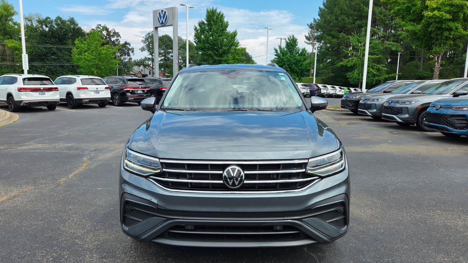 Certified 2023 Volkswagen Tiguan SE FWD image 8