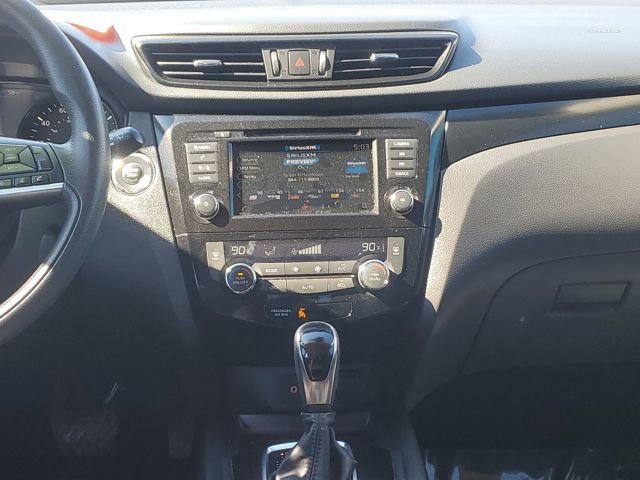 Used 2019 Nissan Rogue Sport SV image 27