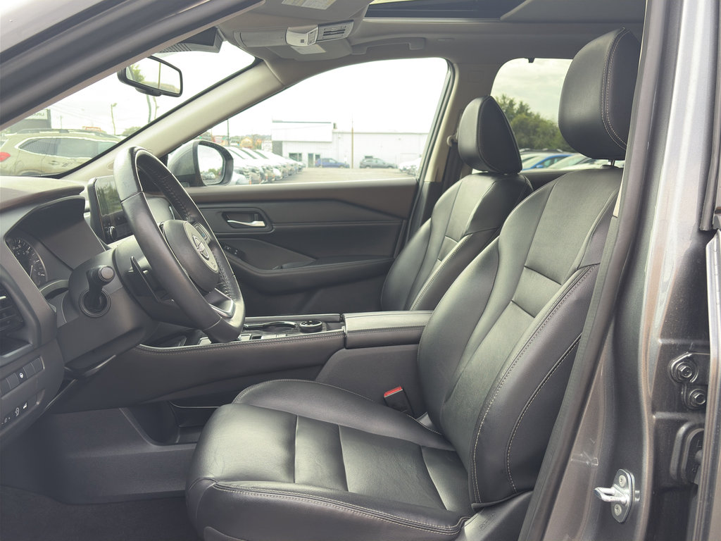 Used 2023 Nissan Rogue SL w/ SL Premium Package image 27