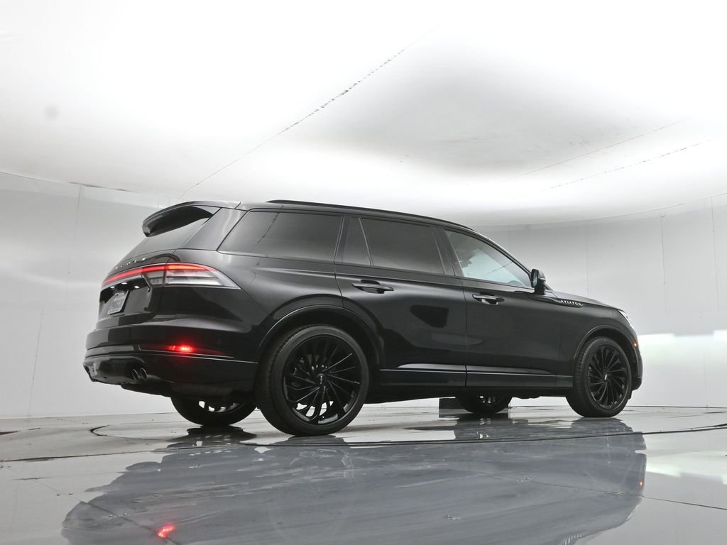 Used 2022 Lincoln Aviator Reserve w/ Equipment Group 201A AWD/4WD image 49