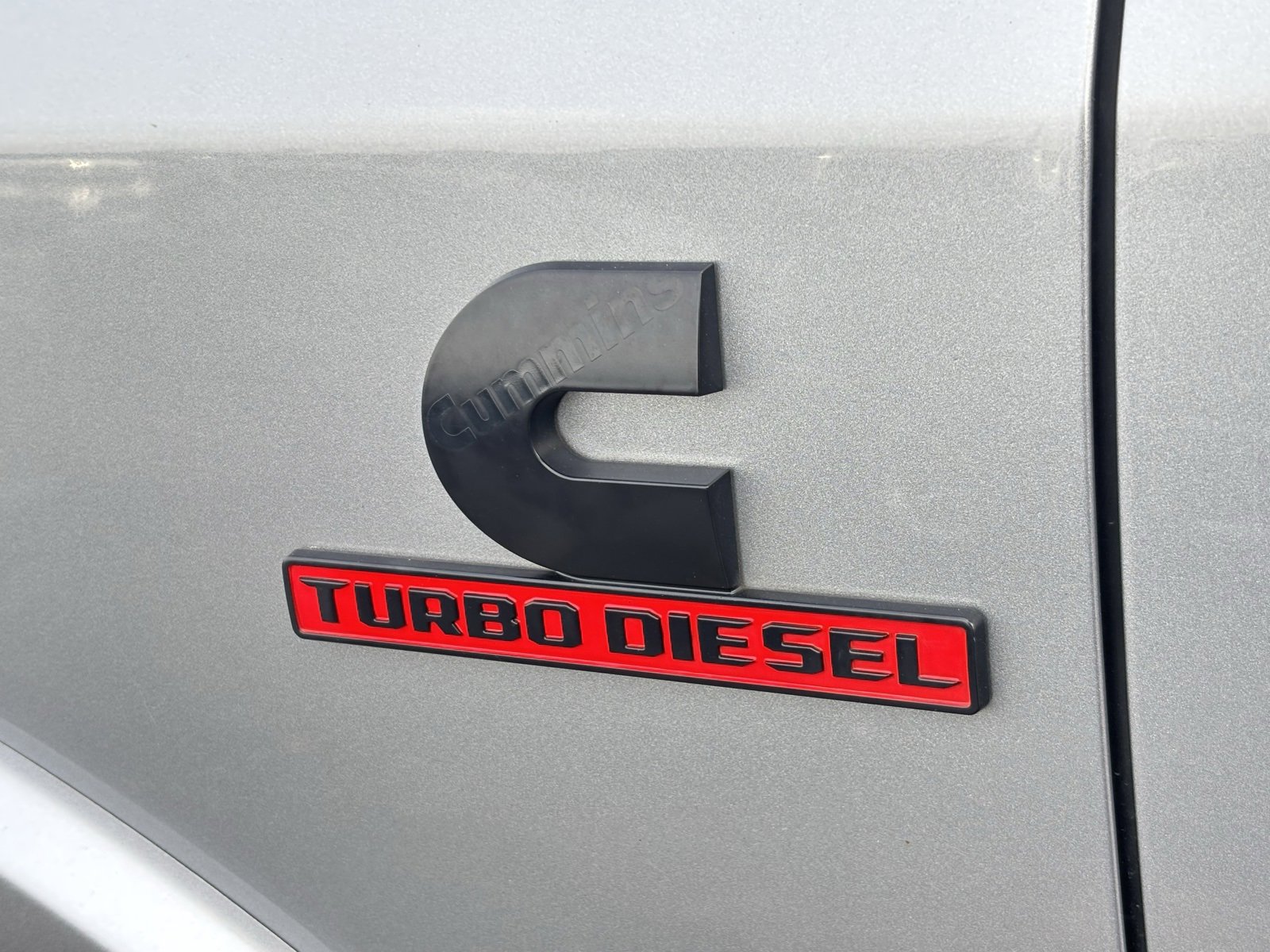 Used 2020 RAM 2500 Laramie w/ Night Edition image 14