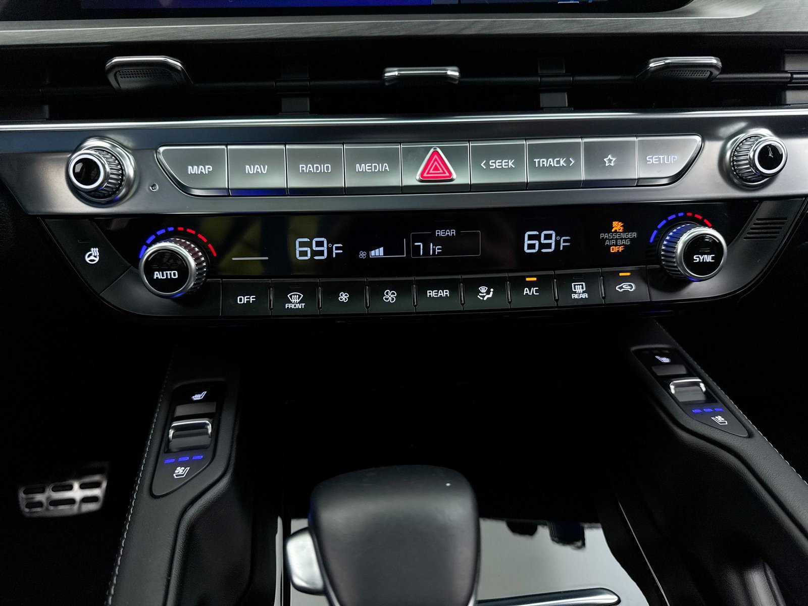 Used 2024 Kia Telluride SX X-Line image 32