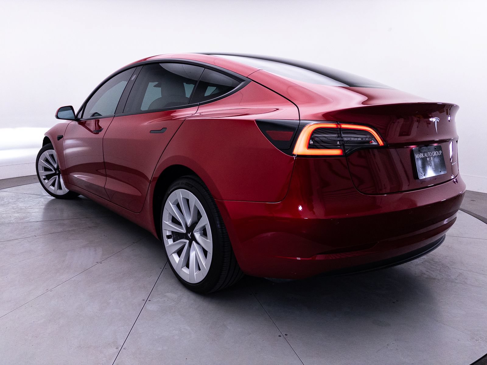 Used 2021 Tesla Model 3 Long Range AWD/4WD image 2