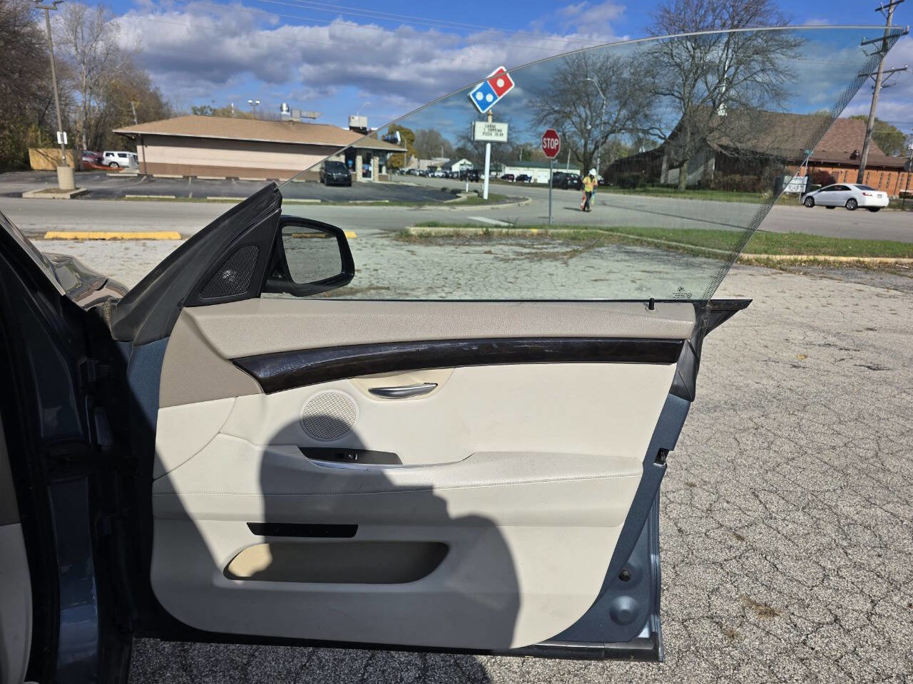 Used 2011 BMW 550i Gran Turismo xDrive 550i xDrive Gran Turismo AWD 4 w/ Active Ventilated Seat Pkg image 16