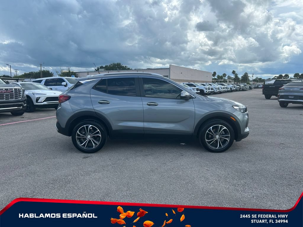 Used 2023 Buick Encore GX Select w/ Safety Package II FWD image 4