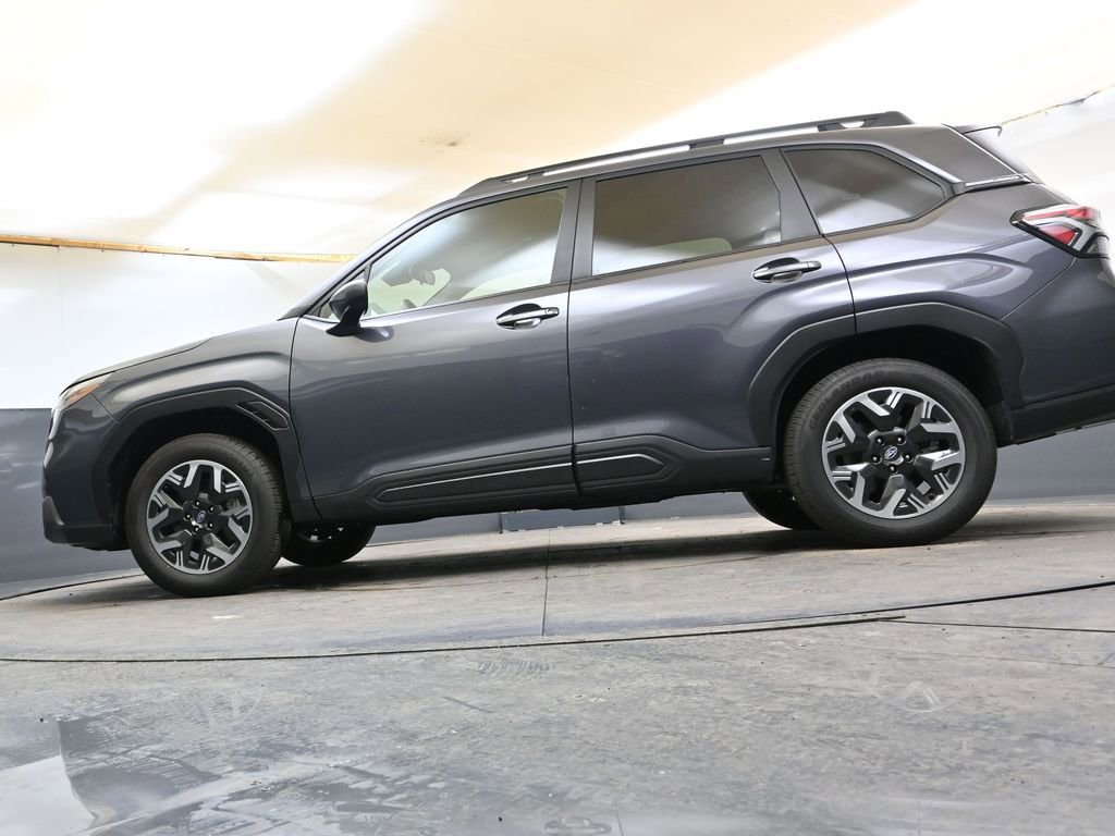 Certified 2025 Subaru Forester Premium image 41