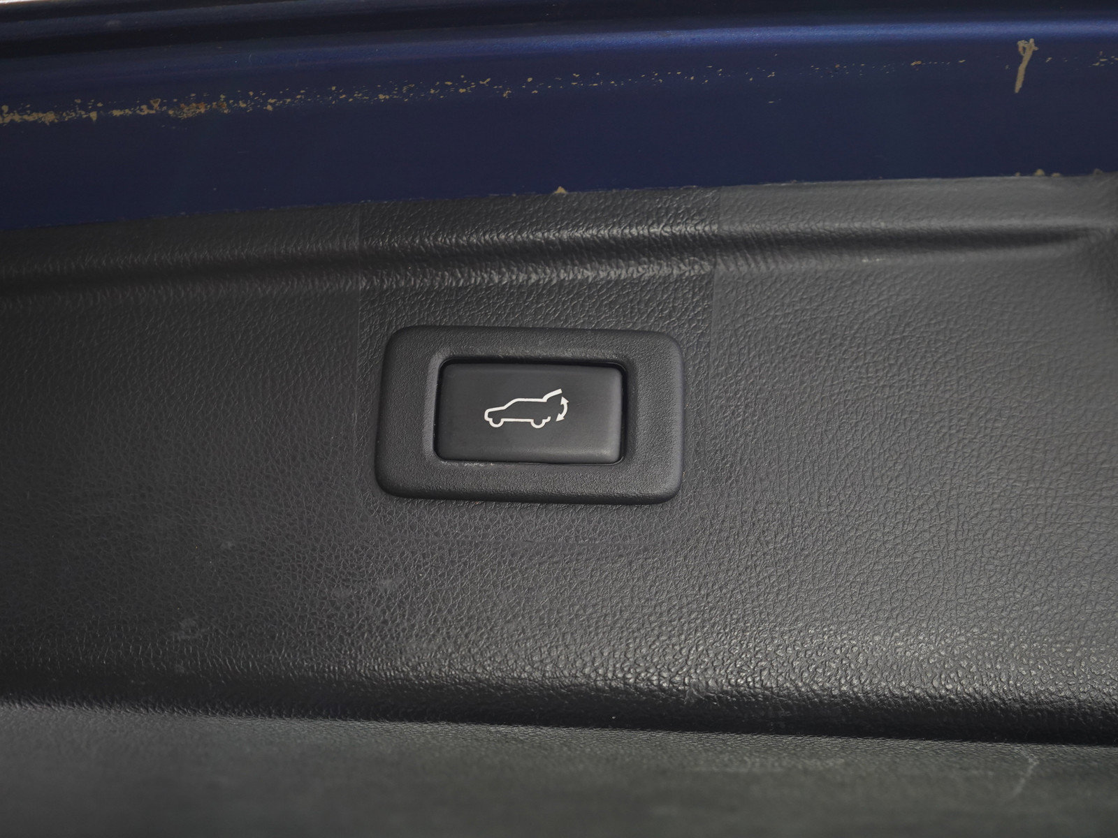 Used 2016 Subaru Outback 2.5i Limited AWD/4WD image 11