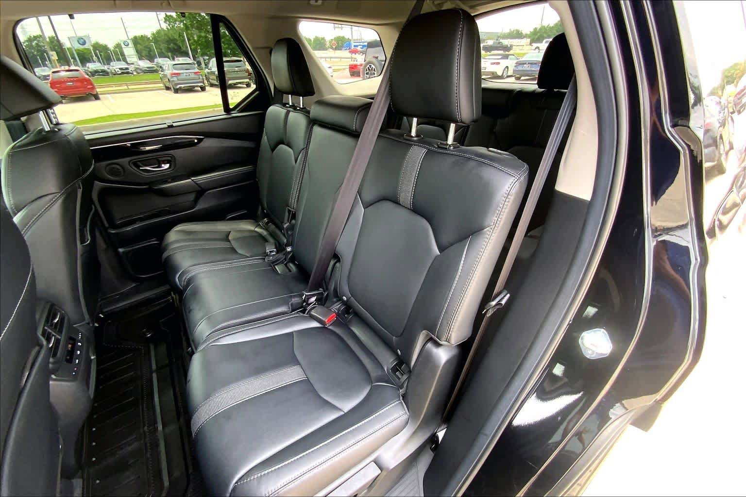 Used 2025 Honda Pilot Touring image 21