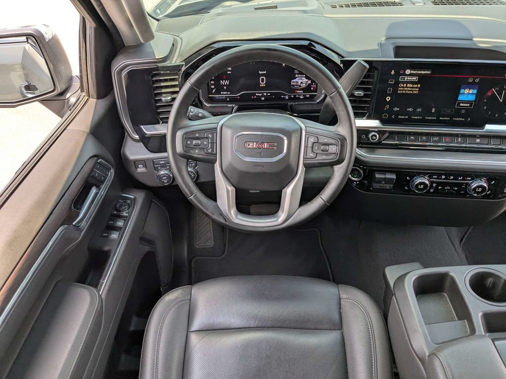 Used 2025 GMC Sierra 1500 SLT AWD/4WD image 16