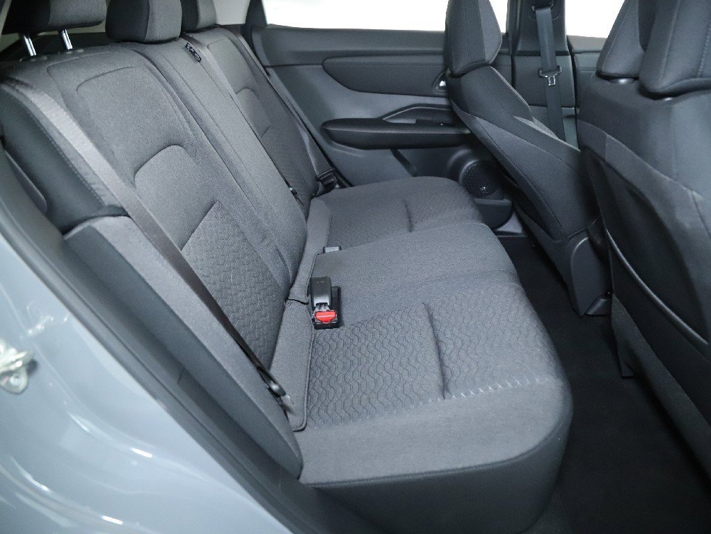 Used 2023 Nissan Ariya FWD image 31