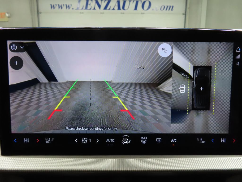 Used 2025 Ford Explorer Platinum w/ Ultimate Package image 16