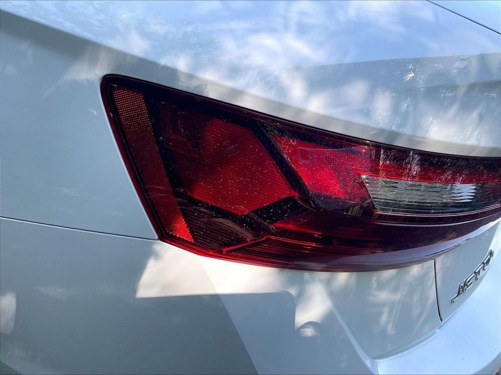 Certified 2023 Volkswagen Jetta Sport FWD image 32