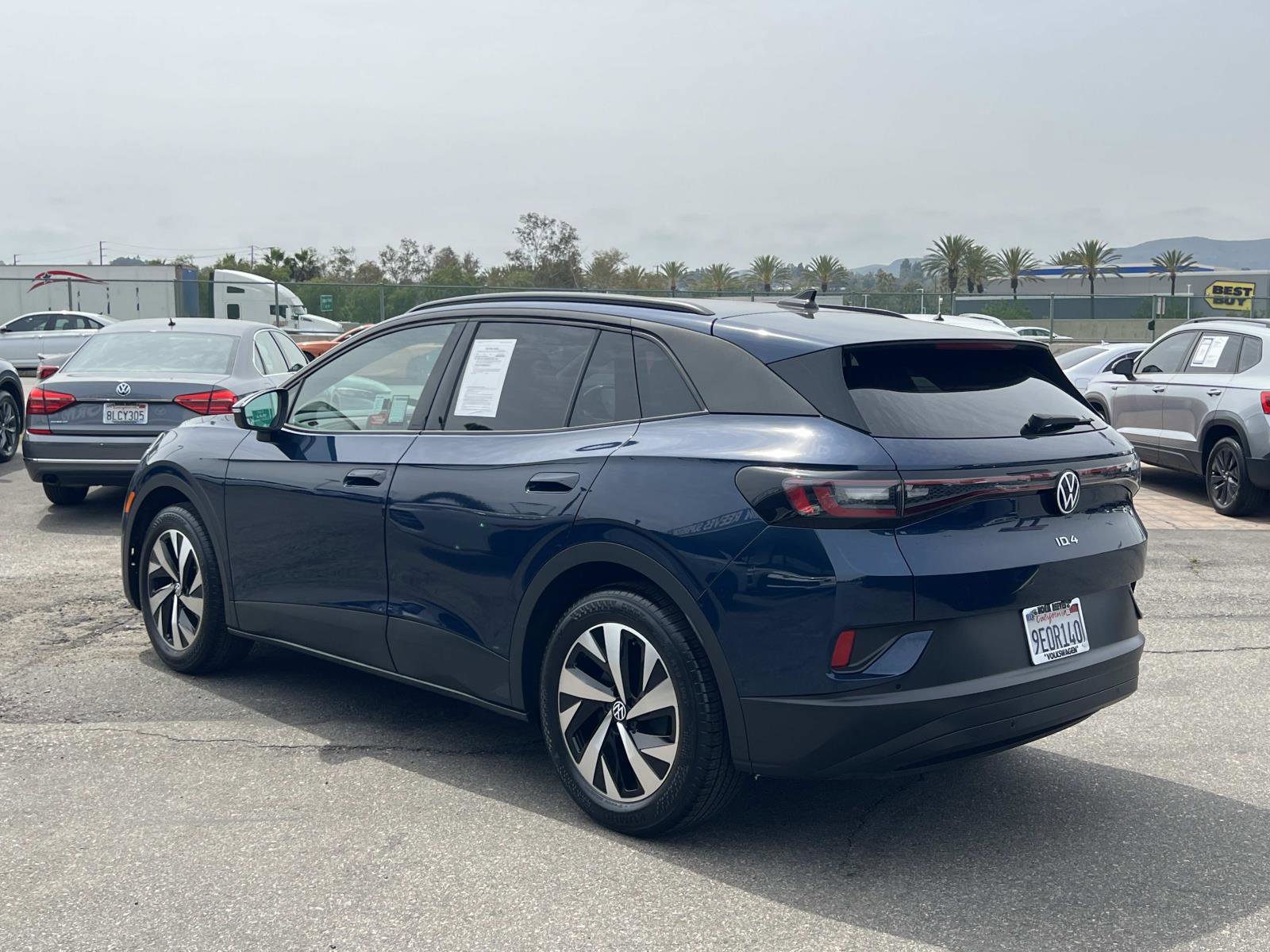 Certified 2023 Volkswagen ID.4 2WD image 3