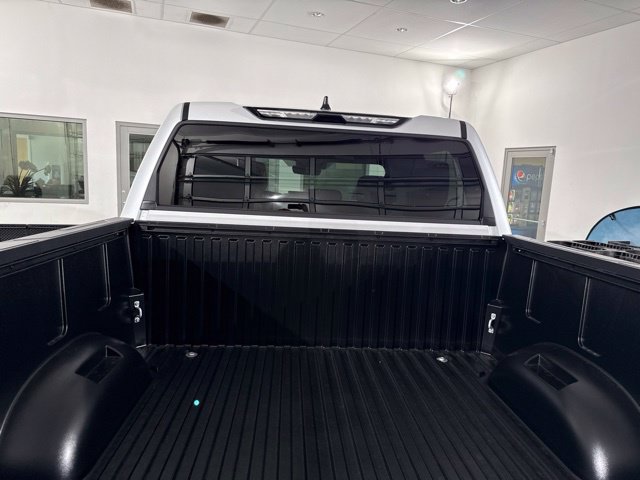 New 2026 Toyota Tundra Limited AWD/4WD image 8