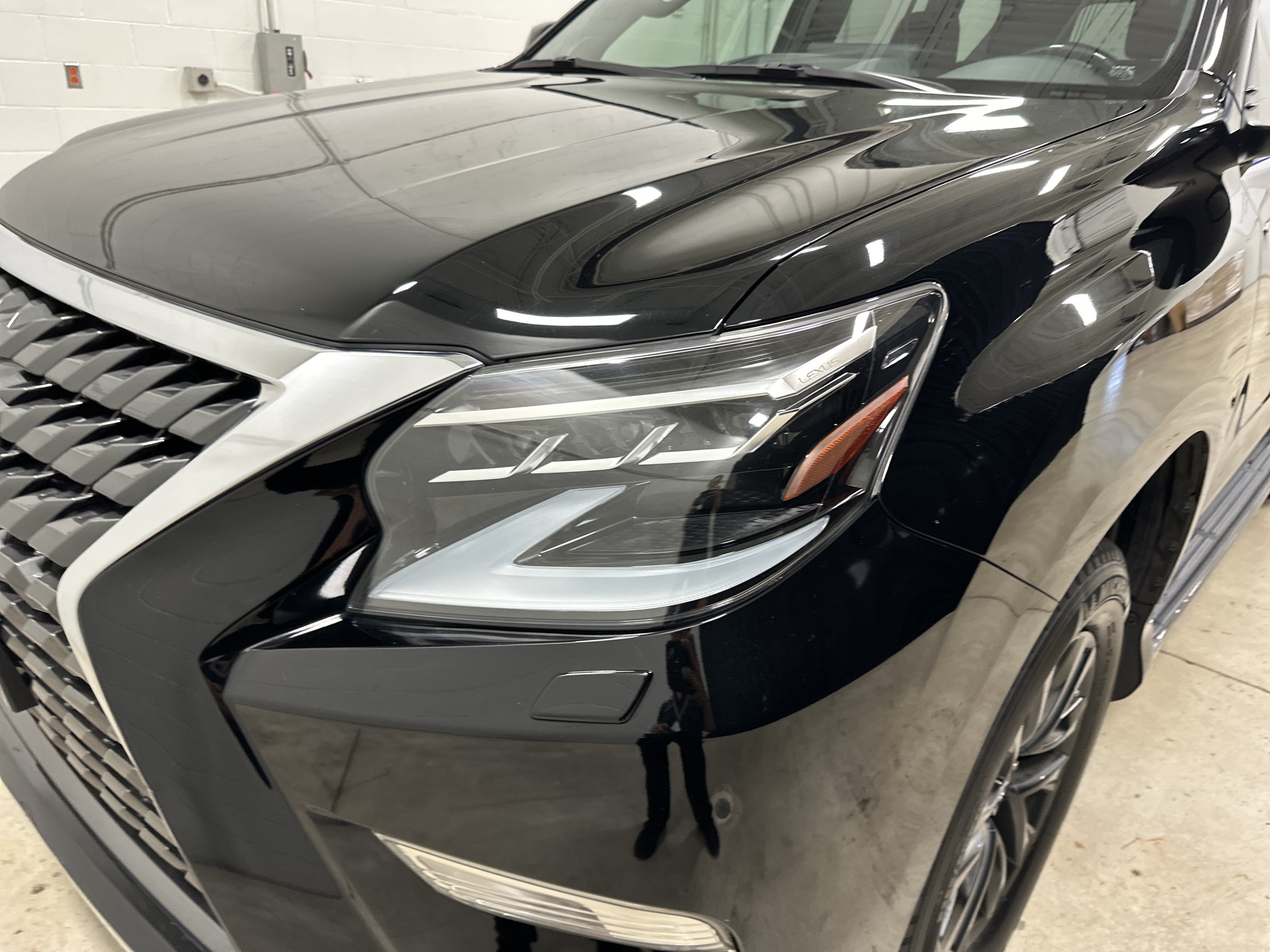 Certified 2022 Lexus GX 460 Premium AWD/4WD image 6