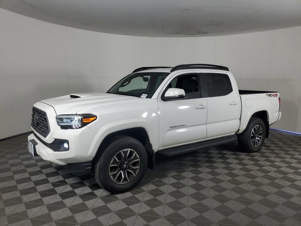 Used 2016 Toyota Tacoma TRD Sport AWD/4WD image 8