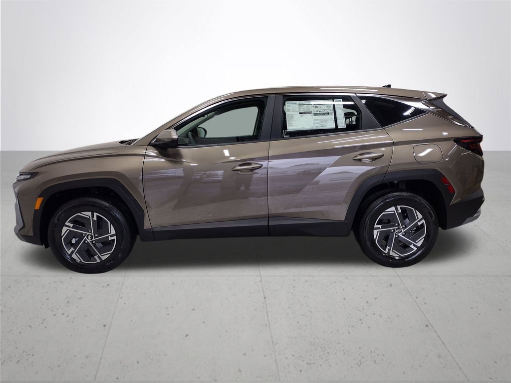 New 2026 Hyundai Tucson Blue SE w/ Tow & Go Package AWD/4WD image 9