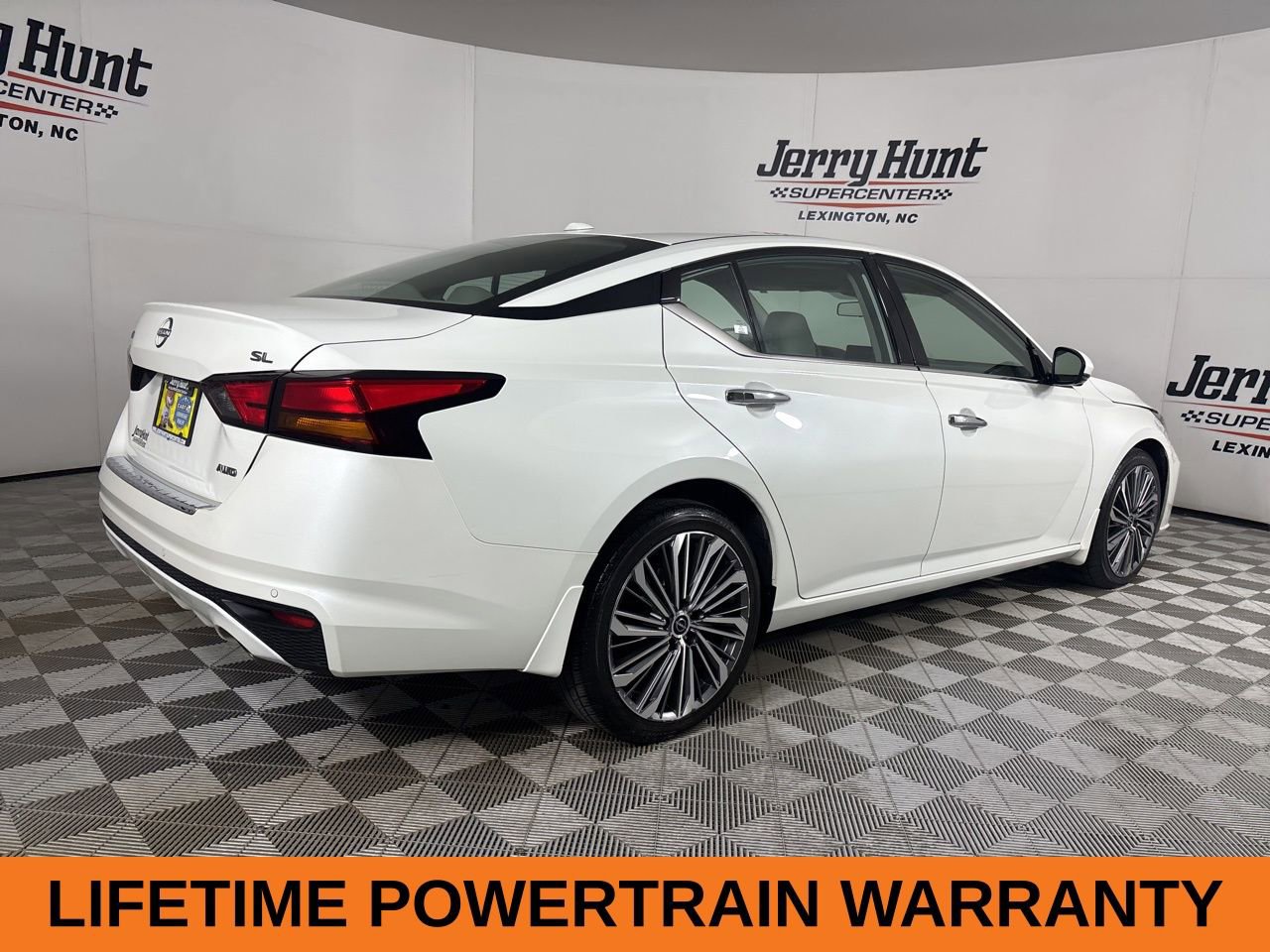 Used 2023 Nissan Altima 2.5 SL image 5