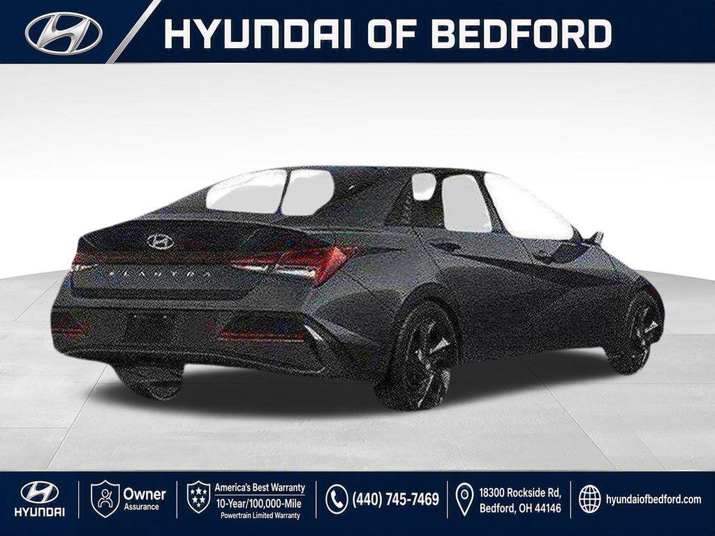 New 2026 Hyundai Elantra SEL Sport FWD image 3