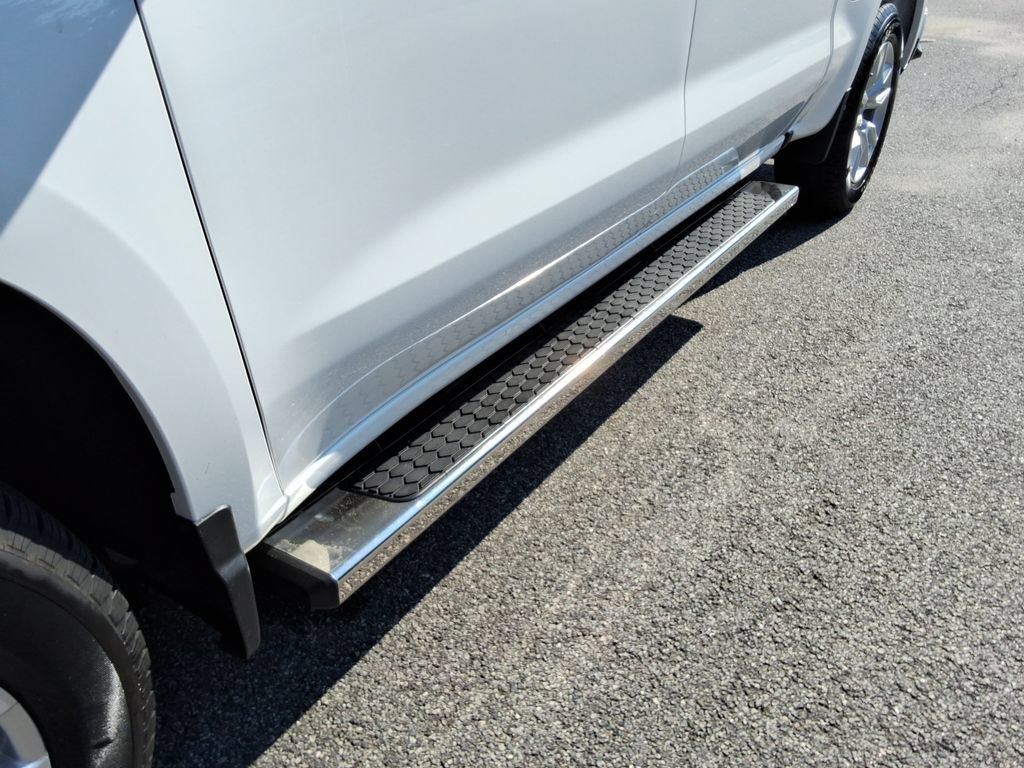 Certified 2025 Chevrolet Silverado 1500 Custom AWD/4WD image 12