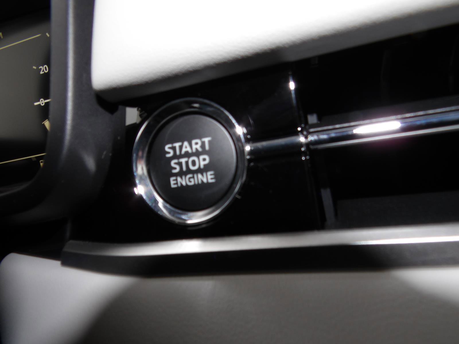 New 2026 Mitsubishi Outlander SE image 24