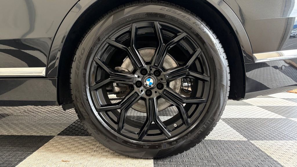 Used 2023 BMW X7 xDrive40i image 15