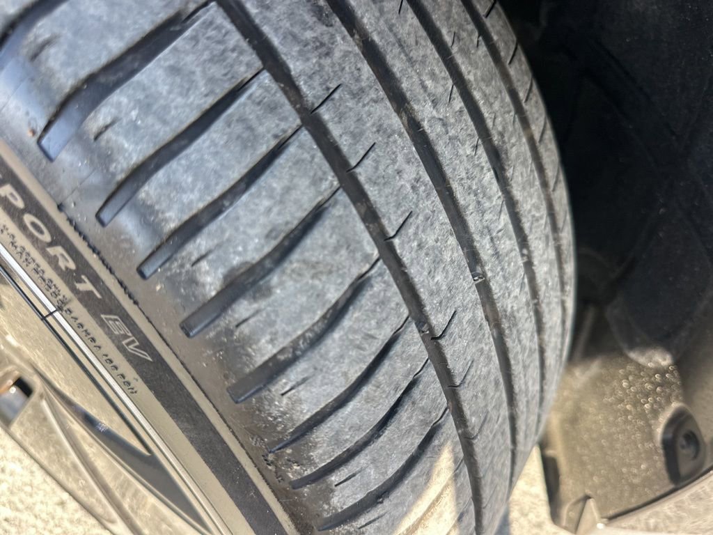 Used 2024 Lucid Air Touring image 31