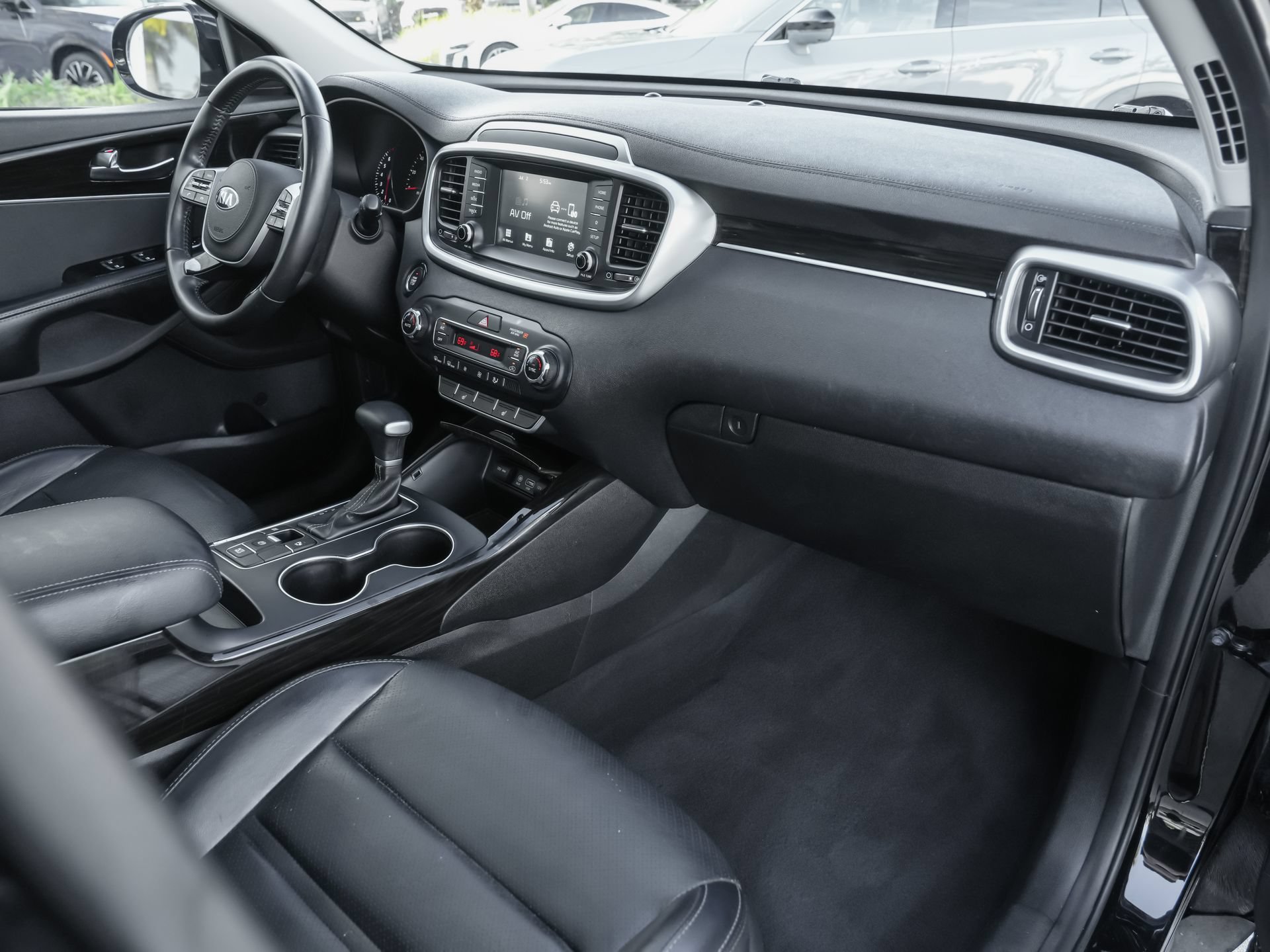 Used 2020 Kia Sorento EX FWD image 38