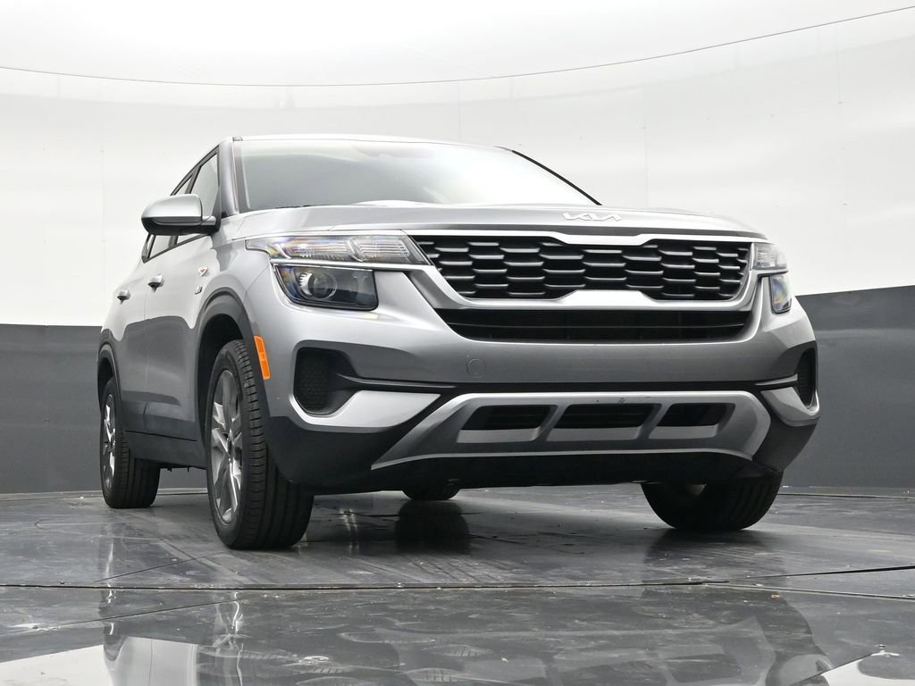 Used 2022 Kia Seltos LX AWD/4WD image 26