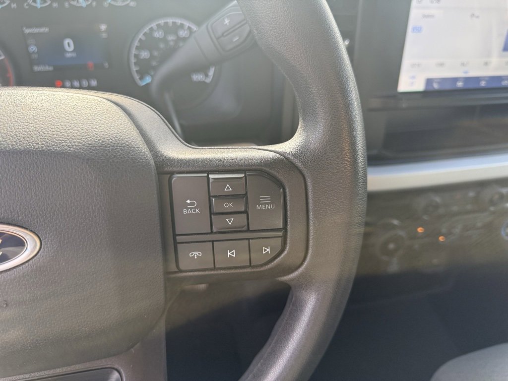 Used 2025 Ford F250 XLT image 22
