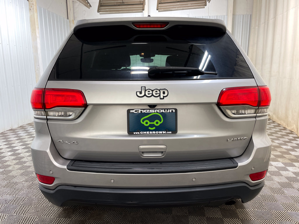 Used 2017 Jeep Grand Cherokee Laredo w/ Quick Order Package 23E AWD/4WD image 15