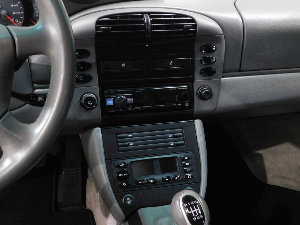 Used 2001 Porsche 911 Carrera 4 image 53