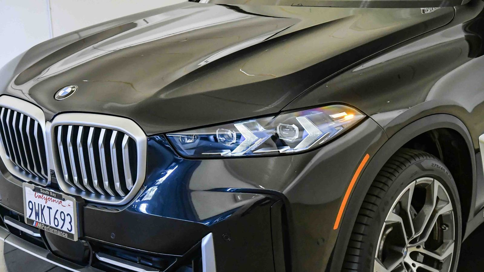 Used 2026 BMW X5 sDrive40i w/ Premium Package RWD image 9