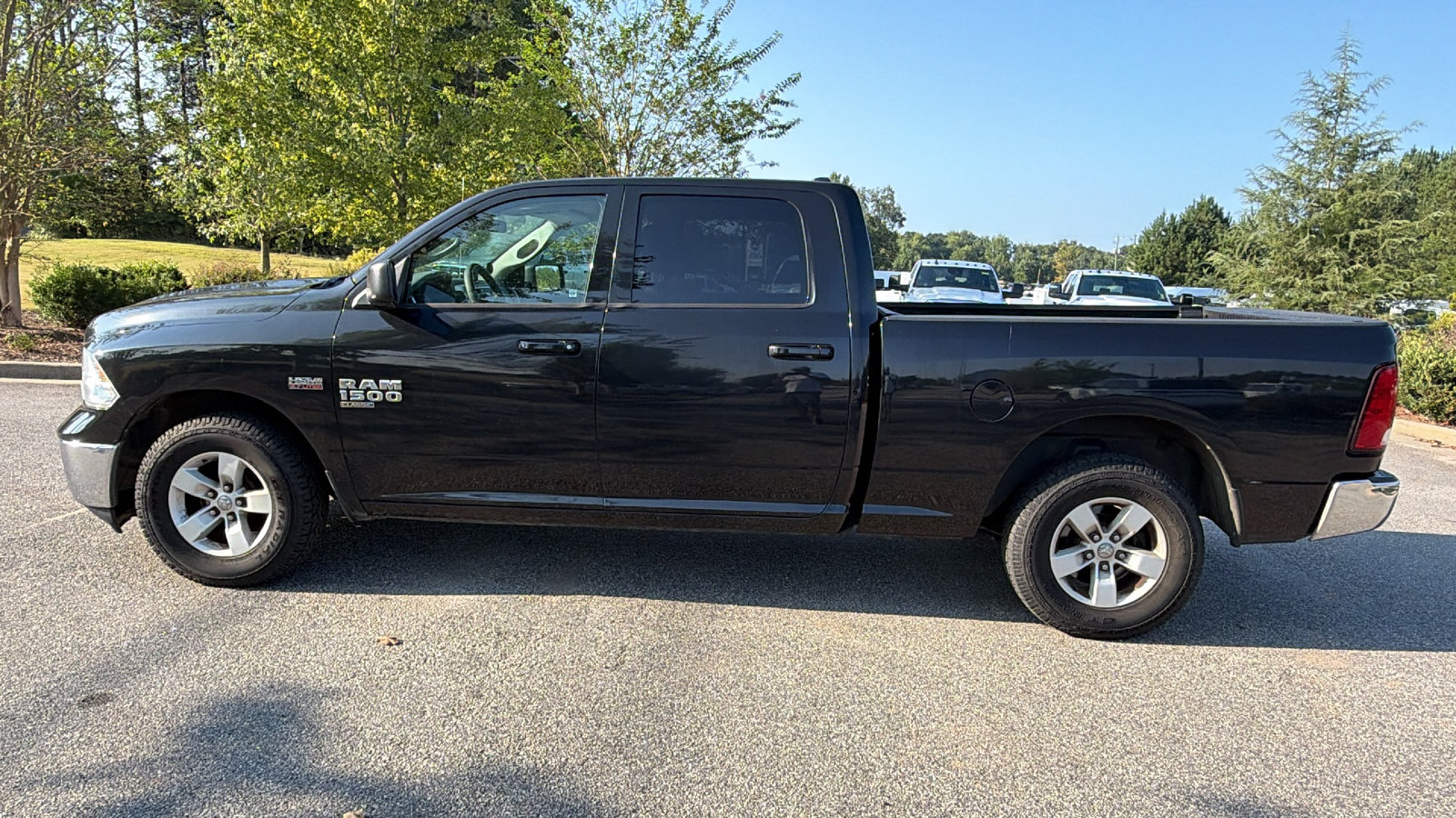 Used 2019 RAM 1500 Classic SLT RWD image 11
