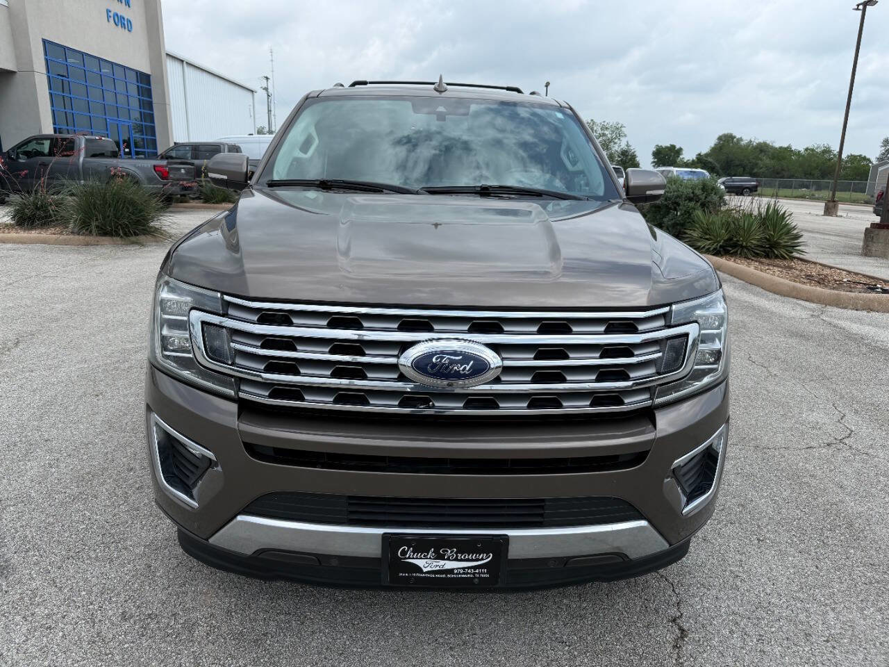 Used 2019 Ford Expedition Limited w/ Equipment Group 302A RWD image 8