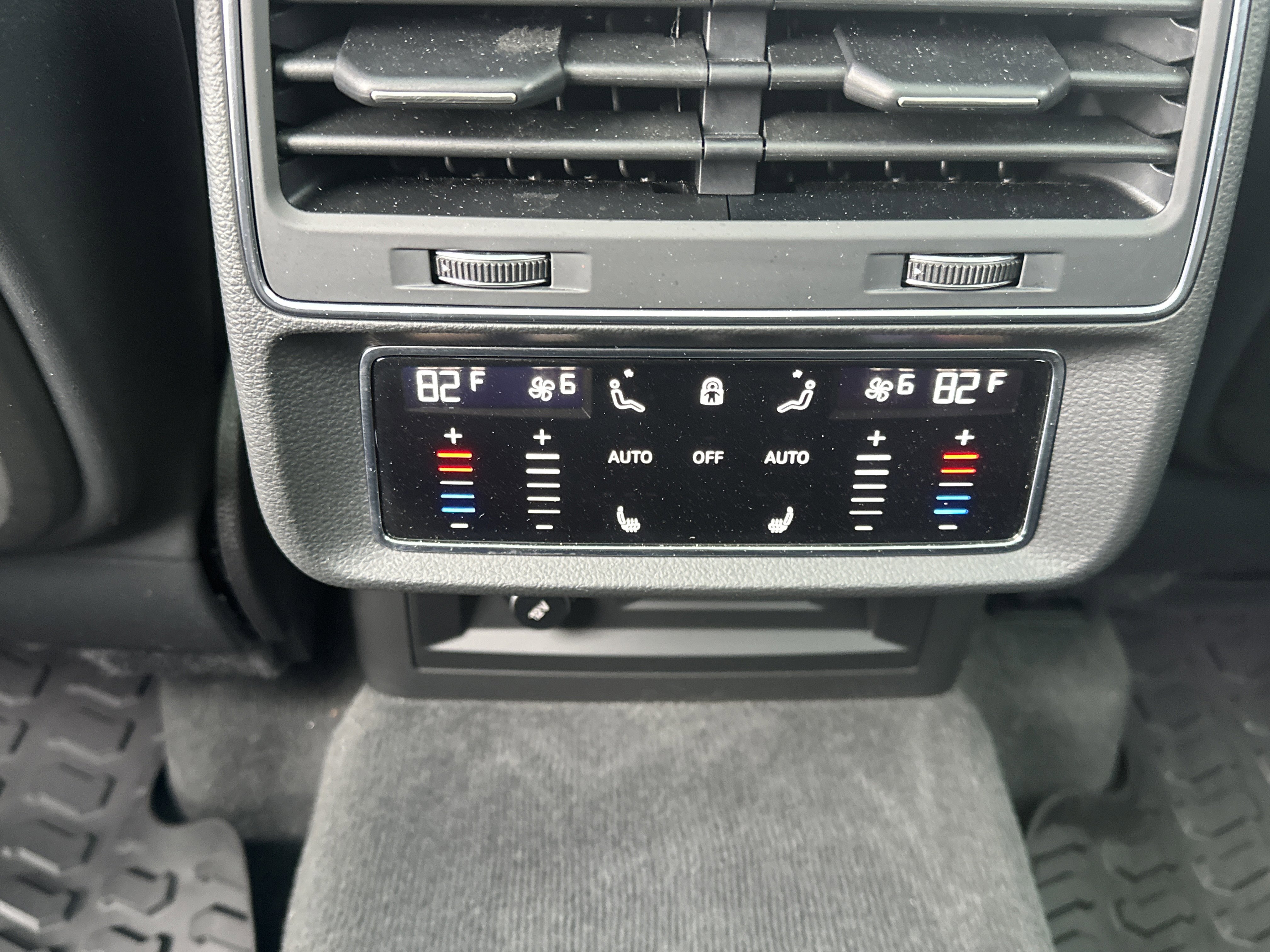 Used 2024 Audi Q7 3.0T Prestige w/ Prestige Package image 22