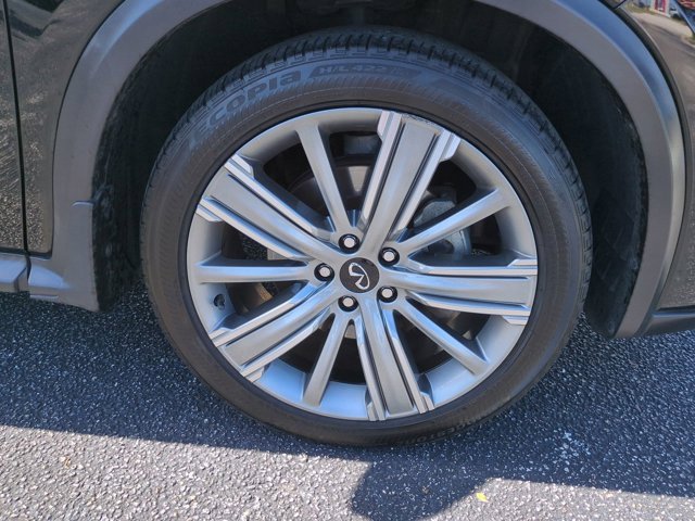 Used 2021 INFINITI QX50 Sensory image 12