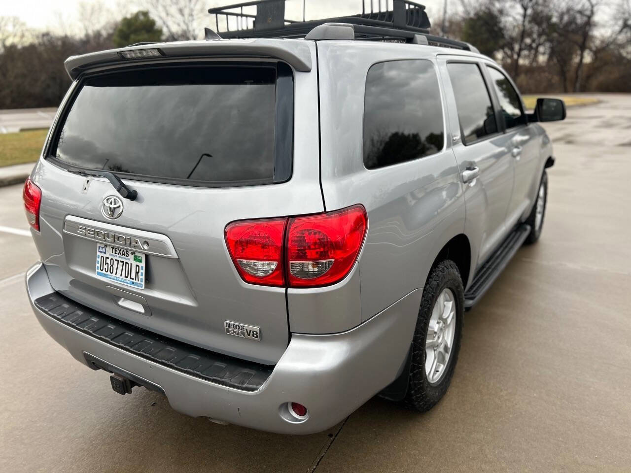 Used 2014 Toyota Sequoia SR5 image 6