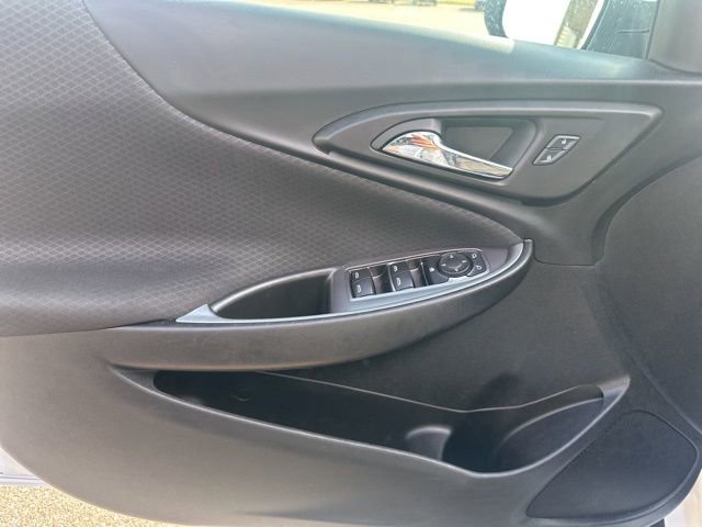 Used 2022 Chevrolet Malibu LT FWD image 29