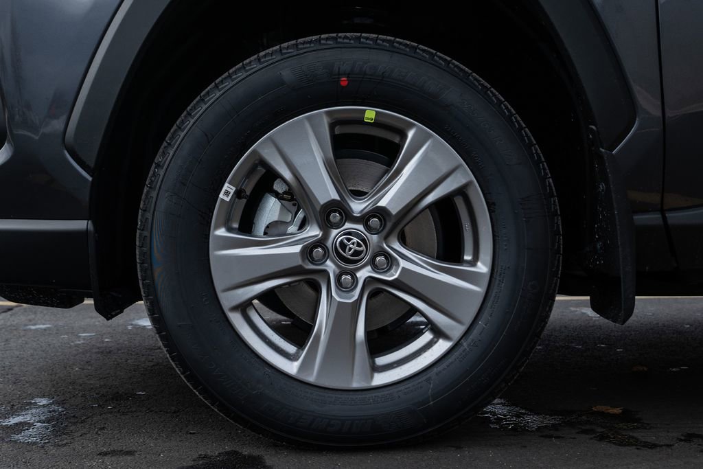 New 2025 Toyota RAV4 XLE w/ Convenience Package image 8