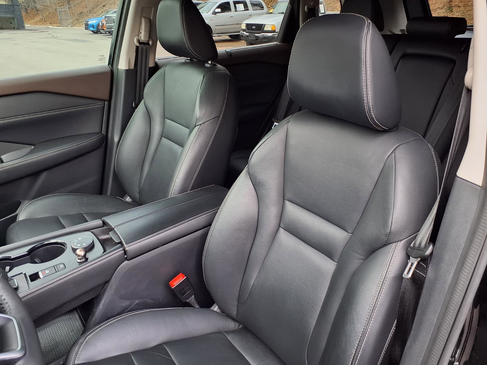 Used 2021 Nissan Rogue SL w/ Premium Package image 12