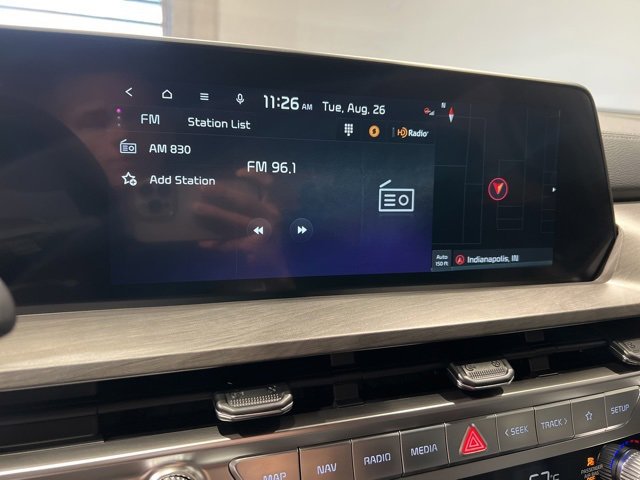 Used 2025 Kia Telluride AWD image 29