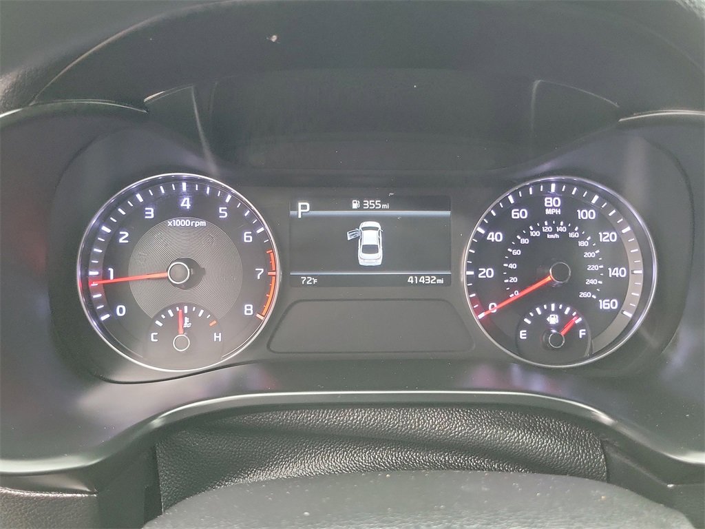 Used 2023 Kia Forte LXS image 7