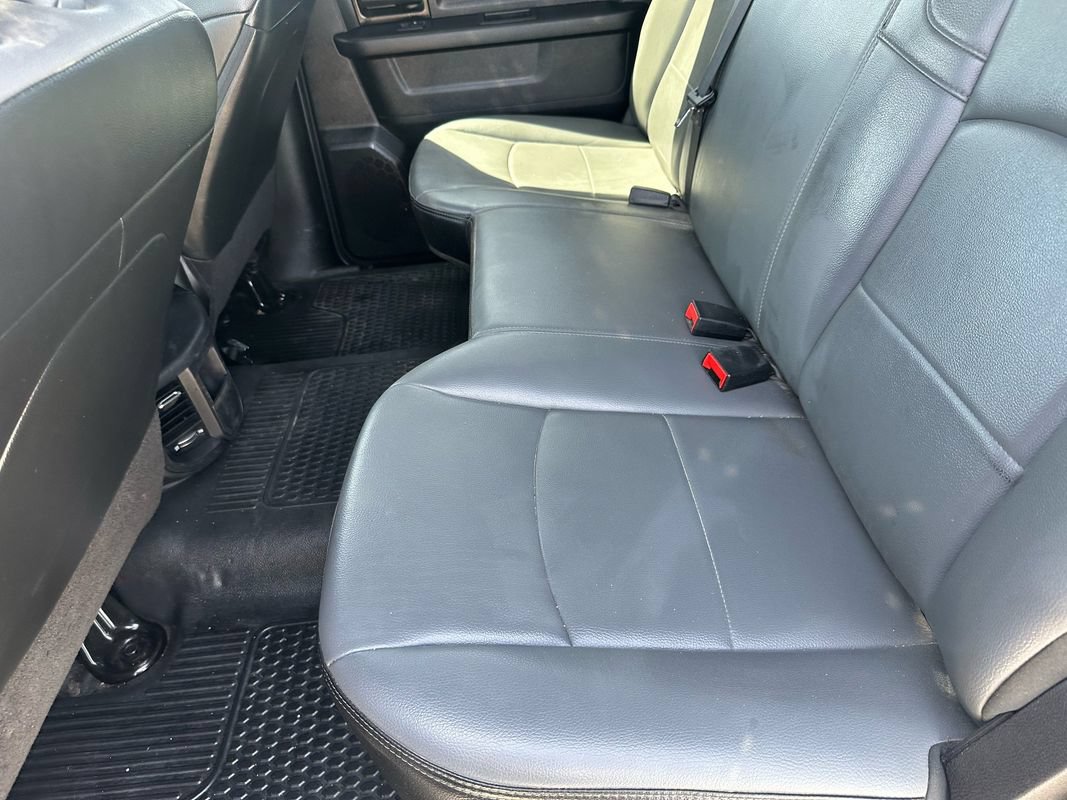 Used 2024 RAM 2500 Tradesman w/ Chrome Appearance Group AWD/4WD image 28